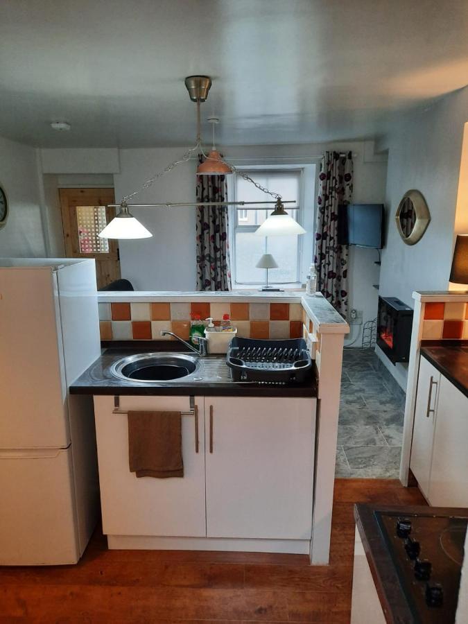 Penrhyndeudreath Snowdonia Rock Cottage - Cosy And Pet Friendly מראה חיצוני תמונה